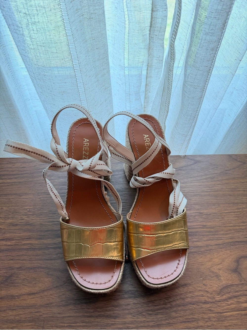 AREZZO Gold Espadrille Wedge Sandals with Ankle Tie Hells 4”